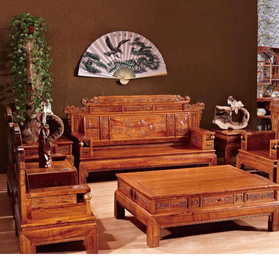 北京信德红木家具回收,高价回收红木家具沙发,回收缅甸花梨沙发,回收